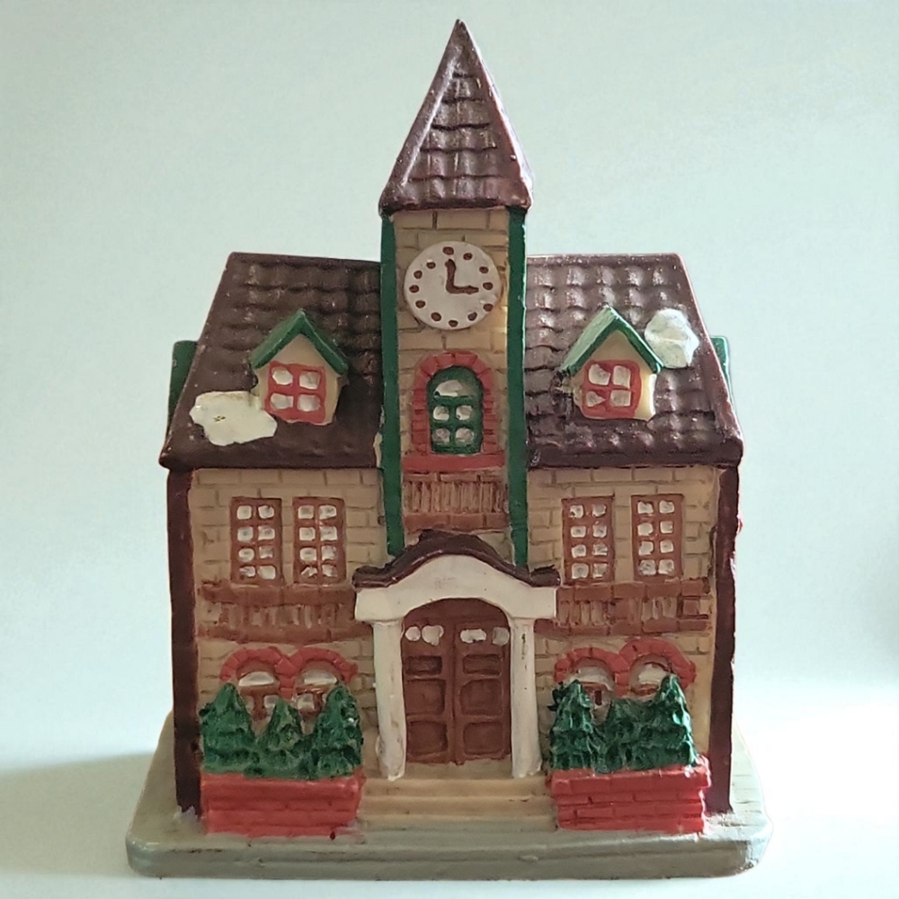 Vtg Mini Town Village Collectible Figurine Townhall Clock Christmas Winter